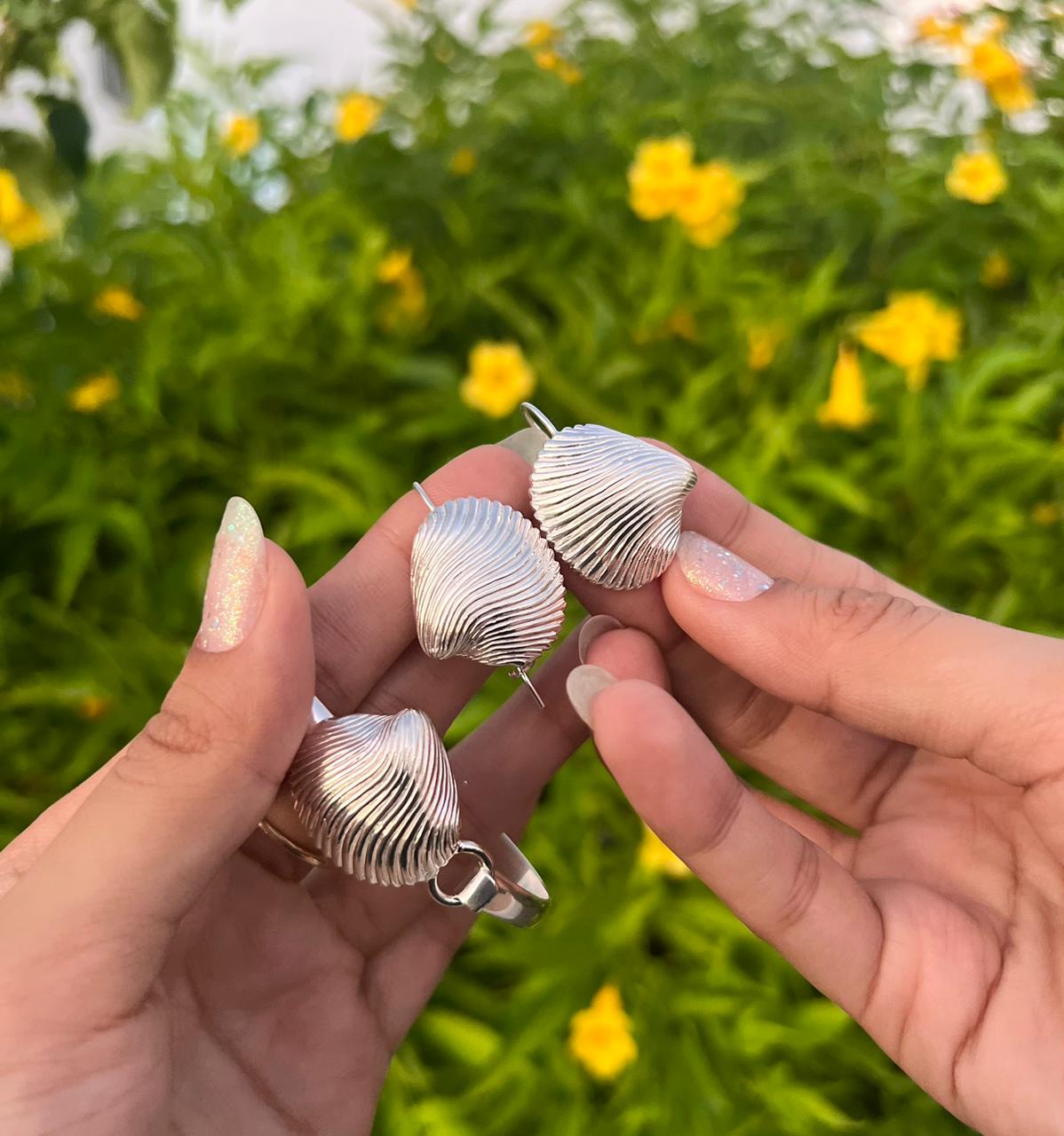 Sterling silver (925) seashells collection.