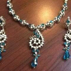Johnny Jeweler St.Croix logo