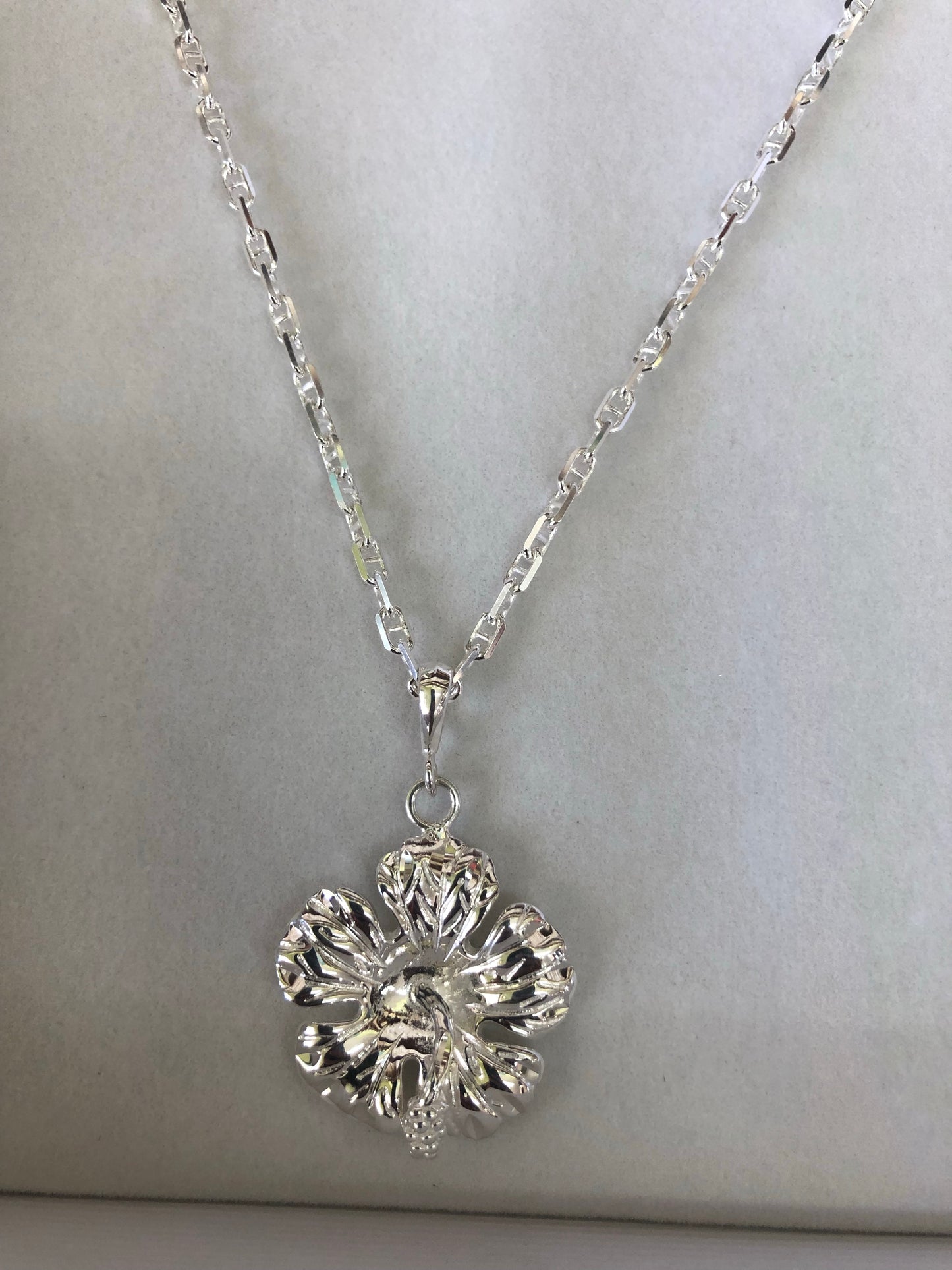925 Sterling silver medium hibiscus flowers collection