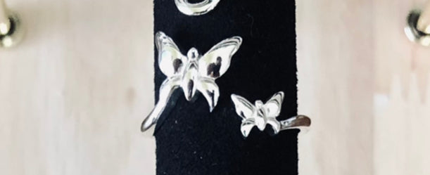 Sterling silver toe ring.