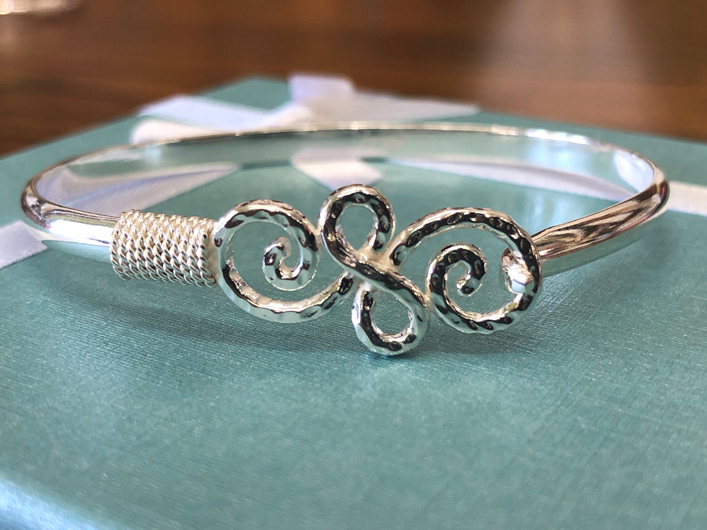 Sterling Silver(925) infinity kid’s bracelet .