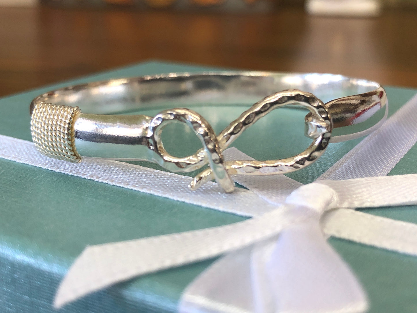 Sterling silver (925) knot kid’s bracelet .