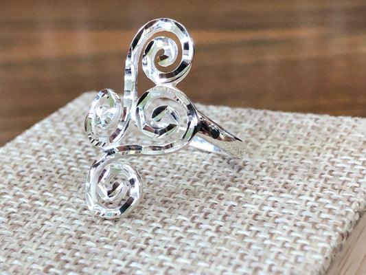 Sterling silver (925) ring