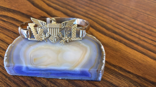 10 k gold VI Flag with gold filled wire 8mm 8 inches bracelet.