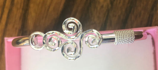 Swirly-Curly sterling silver Kid’s bracelet.