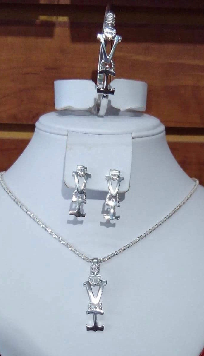 925 Sterling silver VI collection.