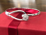 Flower knot sterling silver(925) bracelet.
